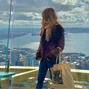 Meet your Posher, Rachel